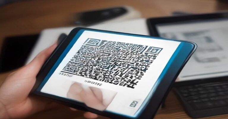 Professional marketer using a dynamic QR code for a print campaign